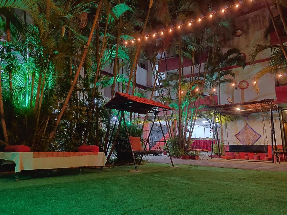 Girivihar Holiday Club - Pure Veg Lonavala Eksteriør bilde