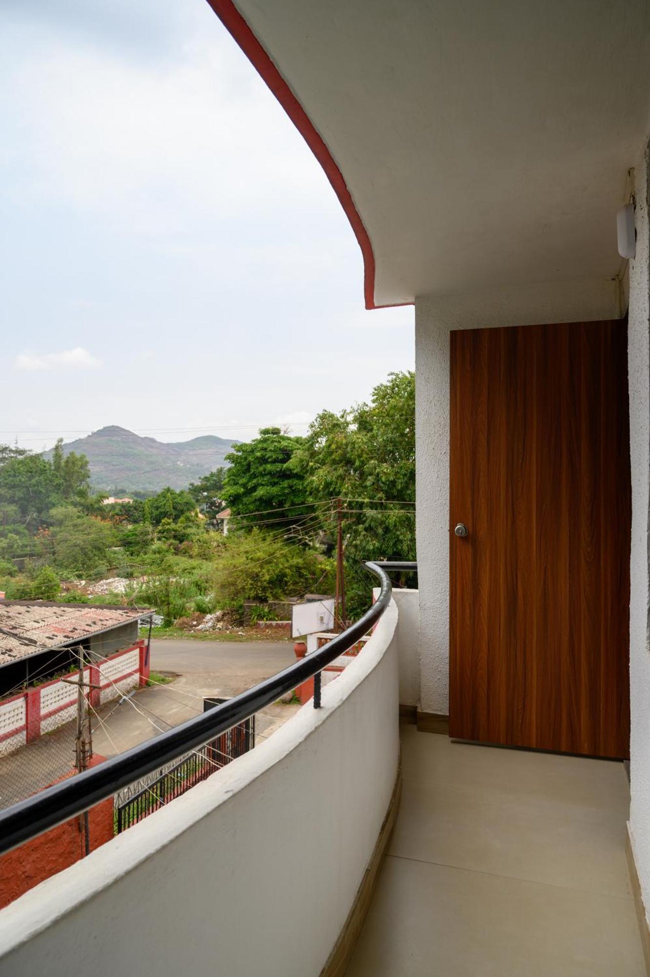 Girivihar Holiday Club - Pure Veg Lonavala Eksteriør bilde